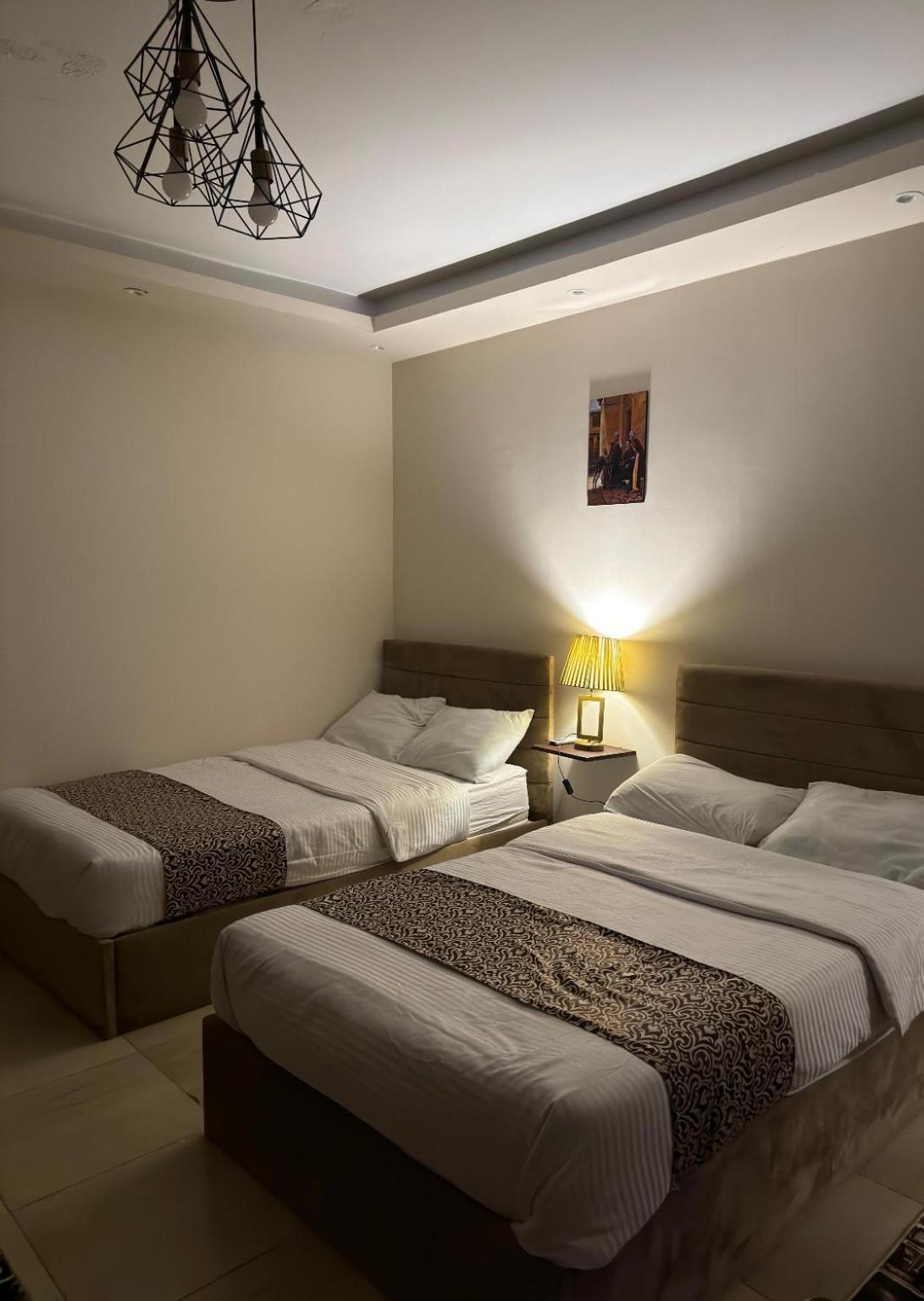 Hur Pyramids Land Inn Kafrat al Jabal Luaran gambar